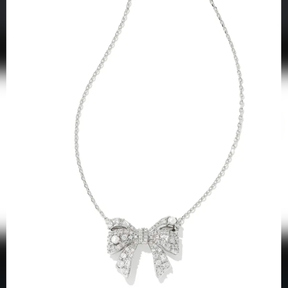 Kendra Scott Krista Silver Bow Short Pendant Necklace in White Mix - Picture 1 of 5